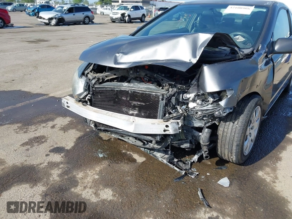 2009 Honda Civic Cpe LX with VIN 2HGFG12699H540664, listed as a IAAI auction lot 42100966 with Not Provided miles. Bid and sale history available at carsss.com. Image 6.