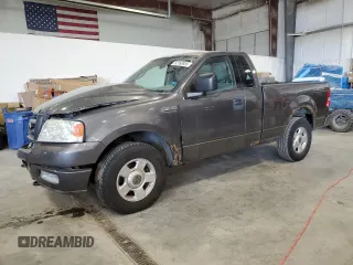 2004 Ford F-150 XL with VIN 1FTRF14W44NA07441, listed as a Copart auction lot 52163935 with 94,640 mi miles and Salvage Title. Bid and sale history available at carsss.com. Image 1.