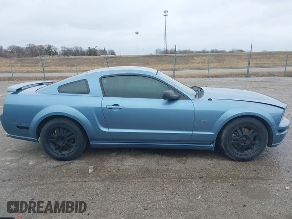 2005 Ford Mustang GT Deluxe with VIN 1ZVFT82H455116103, listed as a IAAI auction lot 41725405 with 108,928 mi miles and . Bid and sale history available at DreamBid. Image 13.