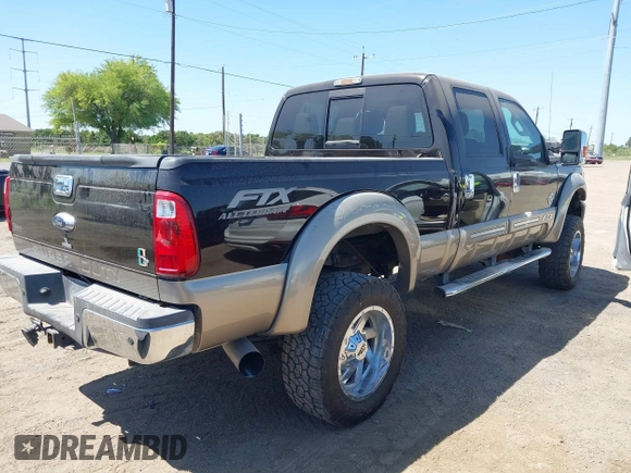 2013 Ford F-250 XL with VIN 1FT7W2BT6DEB59811, listed as a IAAI auction lot 41973603 with 290,010 mi miles and . Bid and sale history available at DreamBid. Image 4.
