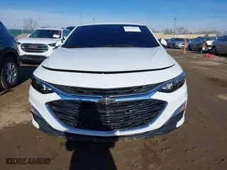 2020 Chevrolet Malibu RS with VIN 1G1ZG5ST5LF087377, listed as a IAAI auction lot 41424045 with 55,513 mi miles. Bid and sale history available at carsss.com. Image 6.