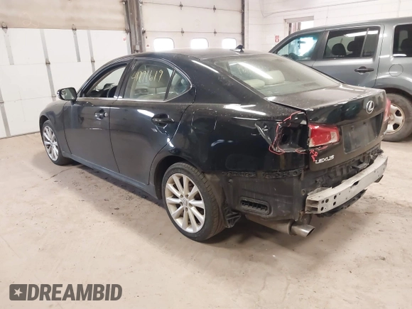 2009 Lexus IS with VIN JTHCK262395035562, listed as a IAAI auction lot 41791619 with 215,076 mi miles. Bid and sale history available at carsss.com. Image 3.