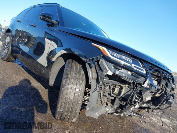 2018 Land Rover Range Rover Velar R-Dynamic HSE with VIN SALYM2RV6JA758768, listed as a IAAI auction lot 41753401 with 30,324 mi miles and . Bid and sale history available at DreamBid. Image 19.