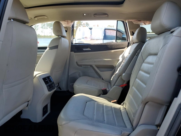 2021 Volkswagen Atlas SEL Premium R-Line z VIN 1V2FR2CA7MC573917, wystawiony jako Copart lot #77831124 z przebiegiem 28 278 mil mil oraz Szkoda całkowita • Salvage title. Historia ofert i sprzedaży dostępna na DreamBid. Obrazek 11.