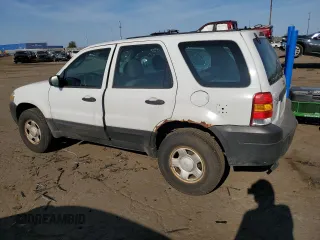 2006 Ford Escape XLS with VIN 1FMYU02Z76KC14463, listed as a Copart auction lot 75658534 with 215,627 mi miles and Clean Title. Bid and sale history available at carsss.com. Image 2.