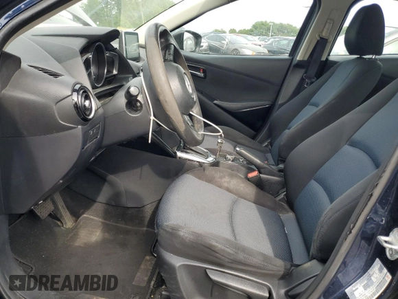 2016 Scion iA z VIN 3MYDLBZV6GY106568, wystawiony jako Copart lot #58303925 z przebiegiem 133 740 mil mil oraz Szkoda całkowita • Salvage title. Historia ofert i sprzedaży dostępna na DreamBid. Obrazek 7.