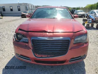 2014 Chrysler 300 S with VIN 2C3CCAGG1EH273551, listed as a Copart auction lot 52406725 with 160,213 mi miles and Clean title. Bid and sale history available at DreamBid. Image 5.