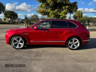 2017 Bentley Bentayga W12 z VIN SJAAC2ZV1HC014037, wystawiony jako Copart lot #54799655 z przebiegiem 36 099 mil mil oraz Szkody całkowita. Historia ofert i sprzedaży dostępna na DreamBid. Obrazek 12.