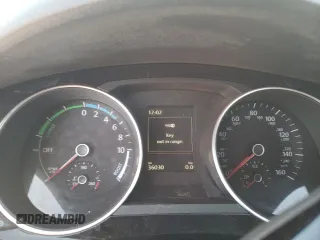 2015 Volkswagen Jetta Sedan Hybrid SEL Premium with VIN 3VW637AJ7FM400853, listed as a Copart auction lot 74588603 with 36,030 mi miles. Bid and sale history available at carsss.com. Image 9.