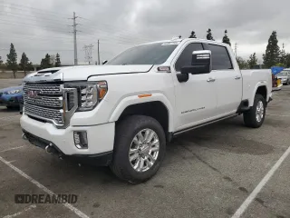 2022 GMC Sierra 2500HD Denali z VIN 1GT49REY1NF362188, wystawiony jako Copart lot #53897785 z przebiegiem 37 260 mil mil oraz Szkoda całkowita • Salvage title. Historia ofert i sprzedaży dostępna na DreamBid. Obrazek 1.