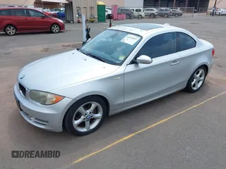 2009 BMW 1 Series 128i with VIN WBAUP73549VK75378, listed as a IAAI auction lot 41872843 with 77,985 mi miles and . Bid and sale history available at carsss.com. Image 2.