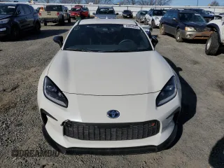 2023 Toyota GR86 Premium with VIN JF1ZNBF15P8764271, listed as a Copart auction lot 43084845 with 10,585 mi miles and Salvage Title. Bid and sale history available at carsss.com. Image 5.