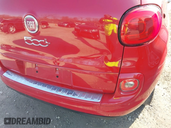 2015 FIAT 500L Pop with VIN ZFBCFAAH3FZ031045, listed as a IAAI auction lot 41727244 with 143,488 mi miles. Bid and sale history available at carsss.com. Image 6.