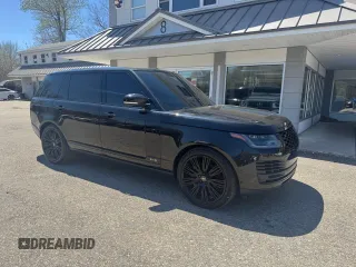 2020 Land Rover Range Rover z VIN SALGS5SE3LA592385, wystawiony jako Copart lot #55535405 z przebiegiem 136 782 mil mil oraz Tytuł czysty. Historia ofert i sprzedaży dostępna na DreamBid. Obrazek 1.