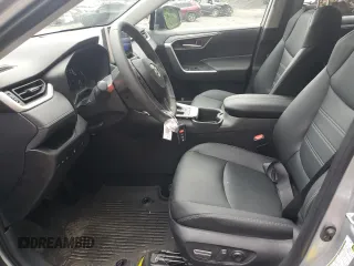 2025 Toyota RAV4 XLE Premium with VIN 2T3A1RFV6SC503413, listed as a Copart auction lot 62786075 with 831 mi miles and Salvage title. Bid and sale history available at DreamBid. Image 7.