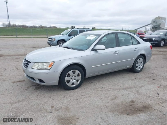 2010 Hyundai Sonata GLS with VIN 5NPET4AC3AH605440, listed as a IAAI auction lot 41912192 with 163,305 mi miles. Bid and sale history available at carsss.com. Image 2.