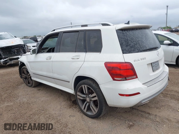2015 Mercedes-Benz GLK 350 with VIN WDCGG5HB0FG348789, listed as a IAAI auction lot 41886109 with 141,079 mi miles and . Bid and sale history available at DreamBid. Image 13.