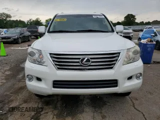 2008 Lexus LX 570 z VIN JTJHY00W184007931, wystawiony jako Copart lot #55671555 z przebiegiem 198 474 mil mil oraz Szkoda całkowita • Salvage title. Historia ofert i sprzedaży dostępna na DreamBid. Obrazek 5.