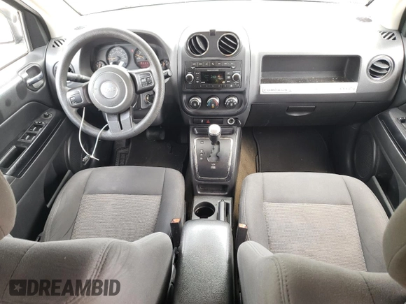 2016 Jeep Compass Sport с VIN 1C4NJCBA9GD553940, выставлен на аукционе Copart как лот 60799125 с пробегом 285 113 миль миль и Чистый • Clean title. История ставок и продаж доступна на DreamBid. Изображение 8.