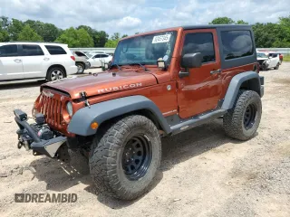 2014 Jeep Wrangler Rubicon z VIN 1C4BJWCG7EL221506, wystawiony jako Copart lot #62457345 z przebiegiem 69 606 mil mil oraz Szkoda całkowita • Salvage title. Historia ofert i sprzedaży dostępna na DreamBid. Obrazek 1.