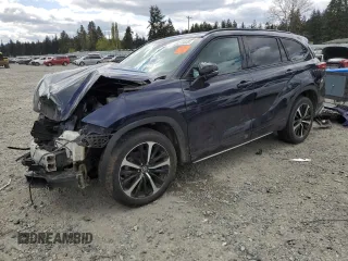 2021 Toyota Highlander XSE z VIN 5TDLZRBH4MS113995, wystawiony jako Copart lot #53573835 z przebiegiem Nie podano mil oraz Szkoda całkowita • Salvage title. Historia ofert i sprzedaży dostępna na DreamBid. Obrazek 1.