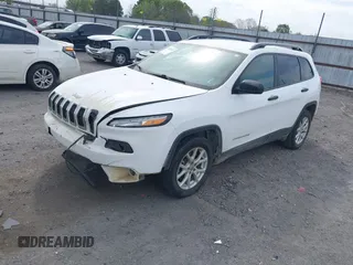 2017 Jeep Cherokee Sport z VIN 1C4PJLAB1HW640613, wystawiony jako IAAI lot #41930511 z przebiegiem 101 154 mil mil oraz . Historia ofert i sprzedaży dostępna na DreamBid. Obrazek 2.