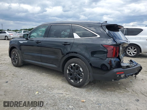 2025 Kia Sorento S z VIN 5XYRL4JC0SG342785, wystawiony jako Copart lot #56676955 z przebiegiem 5 976 mil mil oraz Szkoda całkowita • Salvage title. Historia ofert i sprzedaży dostępna na DreamBid. Obrazek 2.