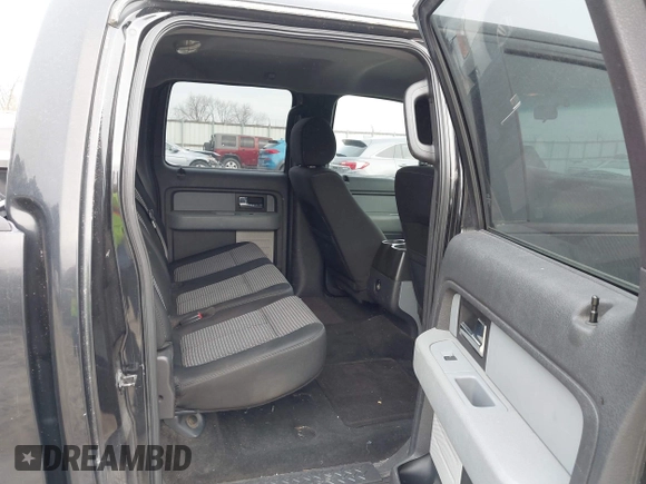 2014 Ford F-150 XL with VIN 1FTEW1CM2EKD44689, listed as a IAAI auction lot 41471063 with 229,916 mi miles and . Bid and sale history available at DreamBid. Image 8.