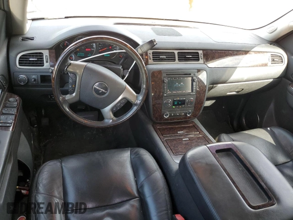 2010 GMC Yukon Denali with VIN 1GKUKEEF1AR277683, listed as a Copart auction lot 69675654 with 206,114 mi miles and Salvage Title. Bid and sale history available at carsss.com. Image 8.