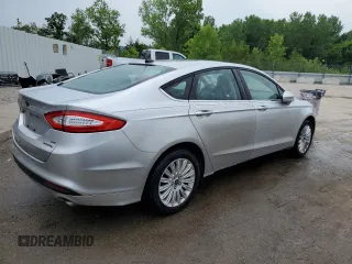 2014 Ford Fusion SE Hybrid с VIN 3FA6P0LU0ER374013, выставлен на аукционе Copart как лот 57494135 с пробегом Не указан миль и Списание • Salvage title. История ставок и продаж доступна на DreamBid. Изображение 3.