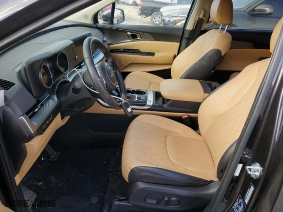 2024 Kia Carnival LX with VIN KNDNB4H35R6375978, listed as a Copart auction lot 87298614 with 12,332 mi miles and Clean Title. Bid and sale history available at carsss.com. Image 7.