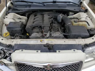 2009 Chrysler 300 Limited with VIN 2C3KA33V39H590917, listed as a Copart auction lot 77657054 with 180,613 mi miles and Clean Title. Bid and sale history available at carsss.com. Image 11.