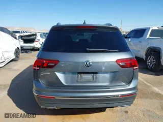 2020 Volkswagen Tiguan SE with VIN 3VV3B7AX6LM017819, listed as a IAAI auction lot 41612776 with 74,576 mi miles. Bid and sale history available at carsss.com. Image 16.