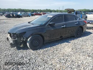 2017 Nissan Altima S with VIN 1N4AL3APXHN342343, listed as a Copart auction lot 63701715 with 167,680 mi miles and Salvage title. Bid and sale history available at DreamBid. Image 1.