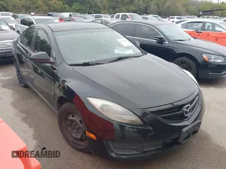 2013 Mazda 6 i Sport with VIN 1YVHZ8BH0D5M06471, listed as a IAAI auction lot 40752951 with 137,876 mi miles. Bid and sale history available at carsss.com. Image 1.
