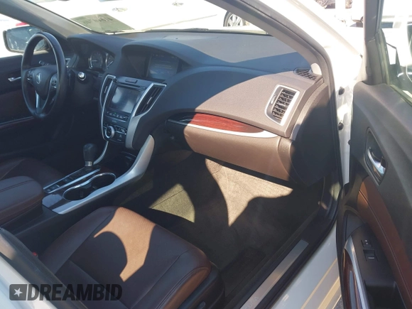 2017 Acura TLX w/Technology Pkg with VIN 19UUB1F52HA010721, listed as a IAAI auction lot 41640746 with 110,883 mi miles. Bid and sale history available at carsss.com. Image 5.