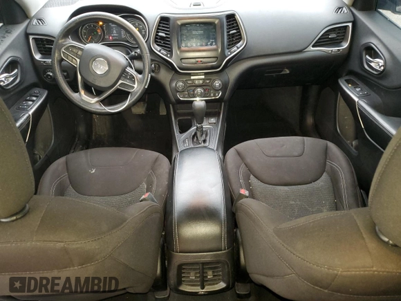 2019 Jeep Cherokee Latitude with VIN 1C4PJLCB7KD340364, listed as a Copart auction lot 53563165 with 103,175 mi miles and Clean title. Bid and sale history available at DreamBid. Image 8.