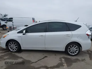 2014 Toyota Prius Two with VIN JTDZN3EUXE3359433, listed as a IAAI auction lot 42105488 with 183,237 mi miles and . Bid and sale history available at DreamBid. Image 14.