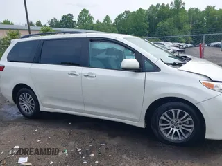 2020 Toyota Sienna XLE Auto Access Seat with VIN 5TDYZ3DC3LS048818, listed as a IAAI auction lot 42249209 with 34,812 mi miles and . Bid and sale history available at DreamBid. Image 12.