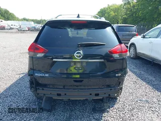 2020 Nissan Rogue SV z VIN JN8AT2MT6LW004605, wystawiony jako IAAI lot #42429525 z przebiegiem 87 349 mil mil oraz . Historia ofert i sprzedaży dostępna na DreamBid. Obrazek 16.