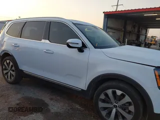 2022 Kia Telluride S with VIN 5XYP64HC1NG310548, listed as a IAAI auction lot 40086564 with 34,397 mi miles and . Bid and sale history available at DreamBid. Image 13.