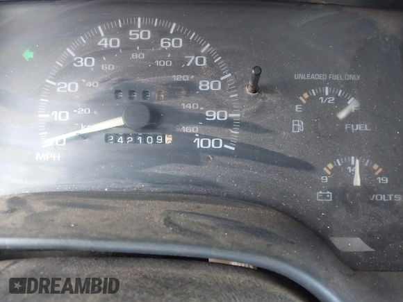 1996 Chevrolet S-10 with VIN 1GCCS1447T8157430, listed as a IAAI auction lot 41998677 with 242,109 mi miles and . Bid and sale history available at DreamBid. Image 7.