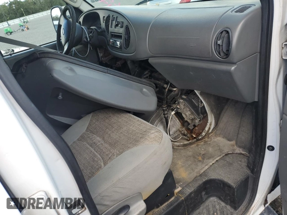 2008 Ford Econoline Cargo Commercial with VIN 1FTSS34L48DA03917, listed as a Copart auction lot 74948194 with Not provided miles and Salvage title. Bid and sale history available at DreamBid. Image 8.
