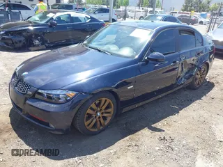2006 BMW 3 Series 325i z VIN WBAVB13526KX50216, wystawiony jako IAAI lot #42086681 z przebiegiem 203 047 mil mil oraz . Historia ofert i sprzedaży dostępna na DreamBid. Obrazek 17.