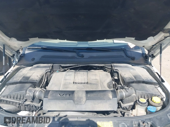 2010 Land Rover LR4 Lux with VIN SALAK2D47AA523883, listed as a IAAI auction lot 42563983 with 137,150 mi miles and . Bid and sale history available at DreamBid. Image 10.