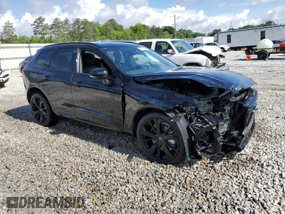 2024 Volvo XC60 Ultimate Black Edition z VIN YV4H60DJ0R1847481, wystawiony jako Copart lot #56729045 z przebiegiem 3 791 mil mil oraz Szkoda całkowita • Salvage title. Historia ofert i sprzedaży dostępna na DreamBid. Obrazek 4.
