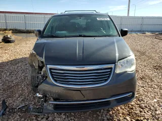 2011 Chrysler Town & Country Touring with VIN 2A4RR5DG1BR719729, listed as a Copart auction lot 46540815 with 175,216 mi miles and Clean Title. Bid and sale history available at carsss.com. Image 5.