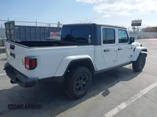 2022 Jeep Gladiator Texas Trail with VIN 1C6HJTAG1NL148524, listed as a IAAI auction lot 42128920 with 42,004 mi miles. Bid and sale history available at carsss.com. Image 4.