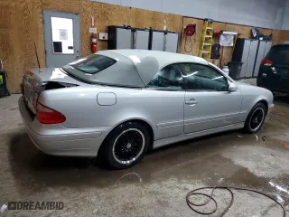 2000 Mercedes-Benz CLK-Class with VIN WDBLK65G7YT034199, listed as a Copart auction lot 45511555 with 147,306 mi miles and Clean Title. Bid and sale history available at carsss.com. Image 3.