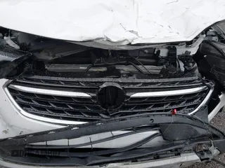 2021 Buick Envision Essence with VIN LRBFZNR45MD105813, listed as a IAAI auction lot 41968357 with 31,855 mi miles and . Bid and sale history available at carsss.com. Image 20.